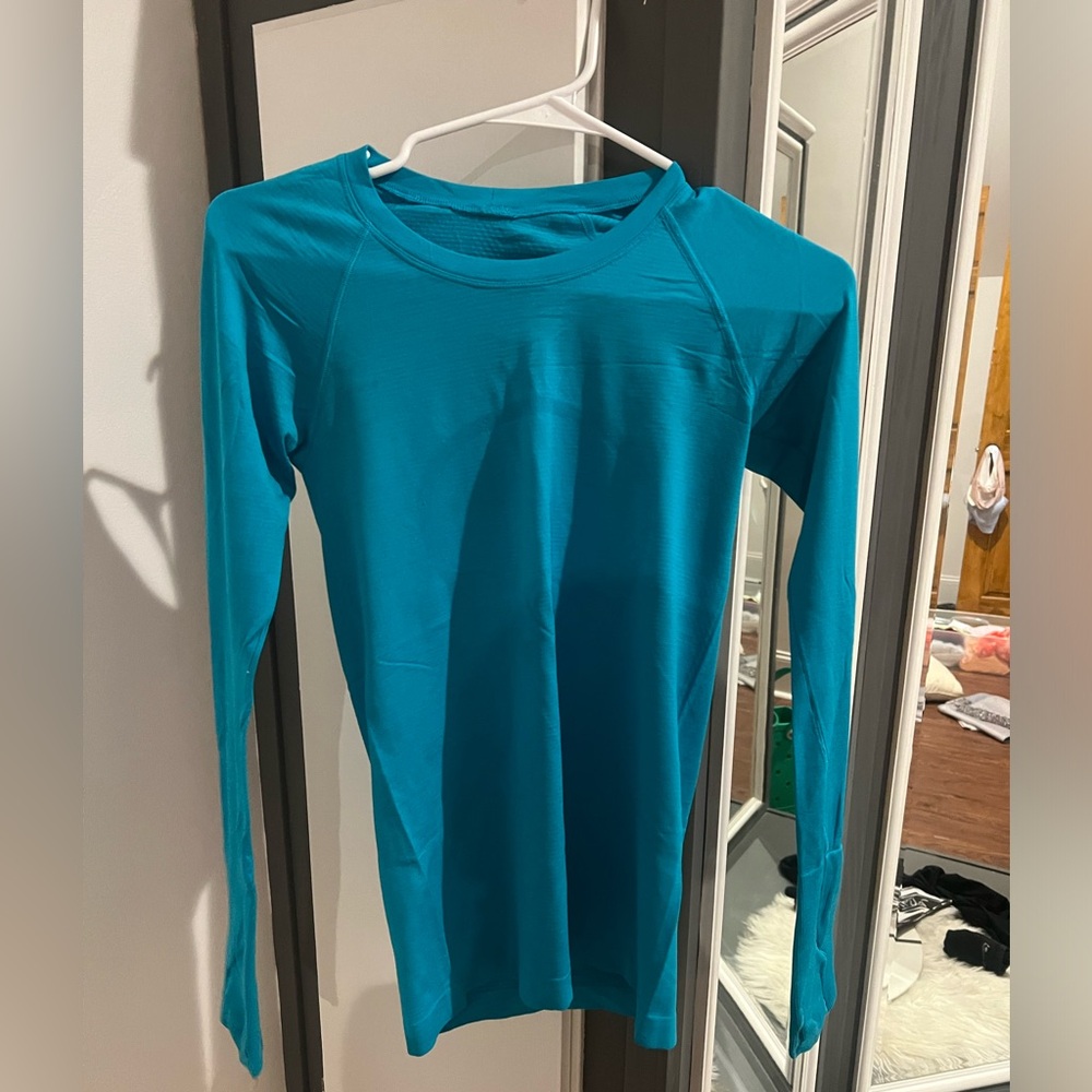 Lululemon Swiftly Tech long sleeve
